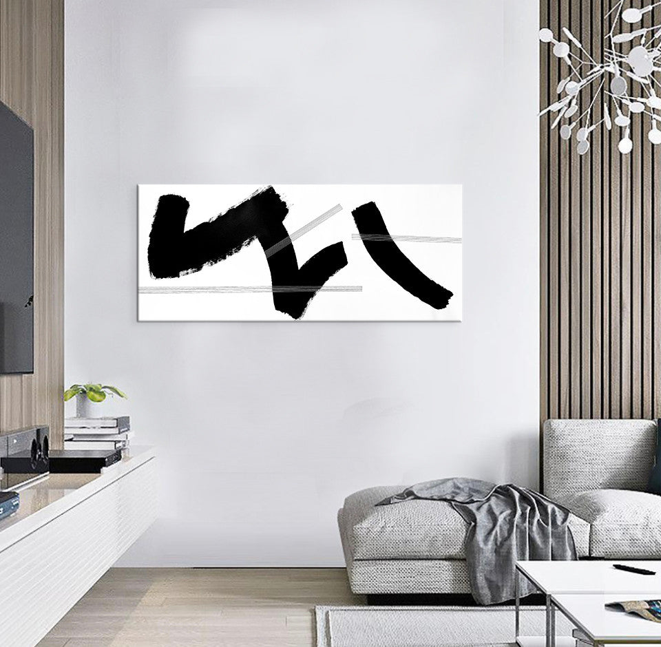 Alejandra-sieder-Frames in living room-hor.jpg